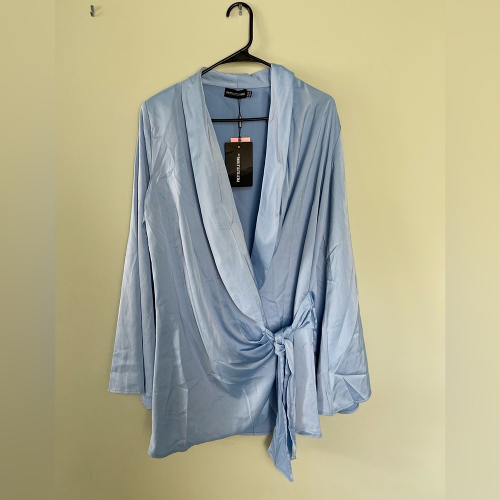 PrettyLittleThing Extreme Plunge Blazer Dress, Size 8 US, Color Baby Blue